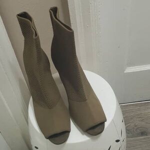 Knitted Open Toes fashion Midcalf Boots ARMY GREEN. Socks shoes 🌴✌️